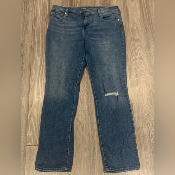 PRACTICALLY BRAND NEW LADIES OLD NAVY JEANS SZ. 12 WAIST & 32”LENGTH-WORN TWICE - Picture 3 of 6